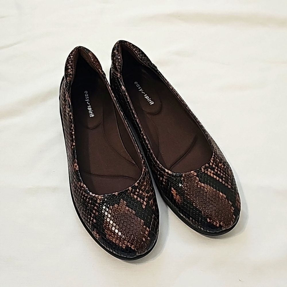 Easy Spirit Gabbie 3 Brown & Black Snake Print Slip‎ On Ballet Flat 9.5 W